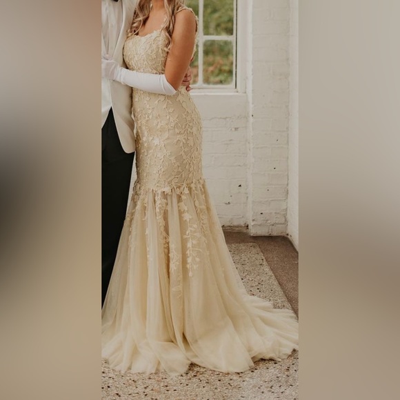 Prom Dress - Picture 3 of 3